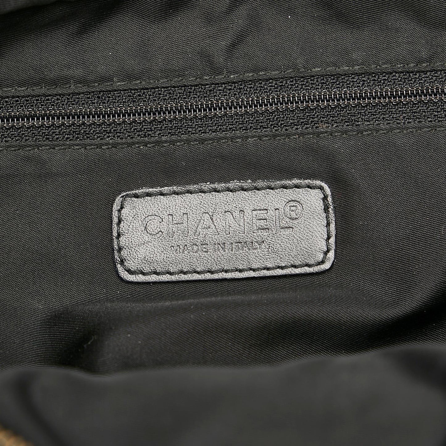 Chanel New Travel Line Canvas Handbag (SHG-25650)