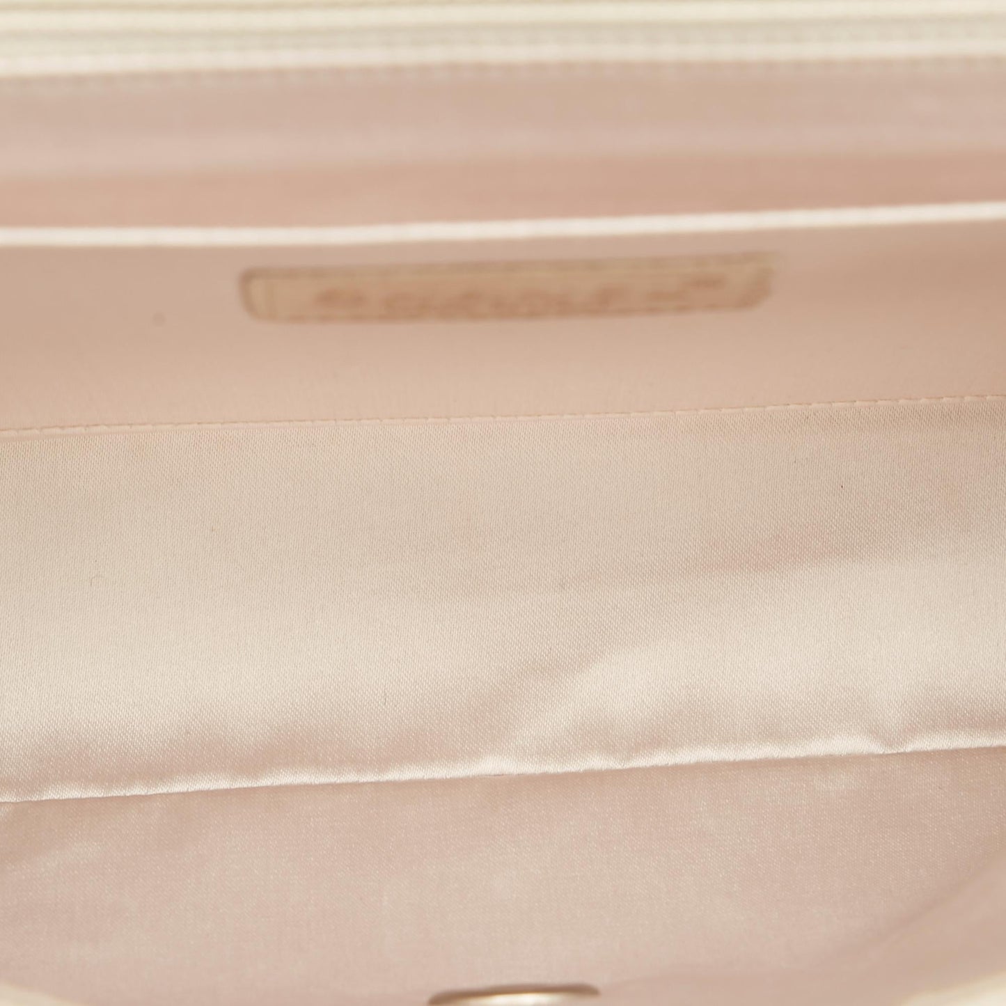 Chanel New Travel Line Classic Flap Single (SHG-35215)