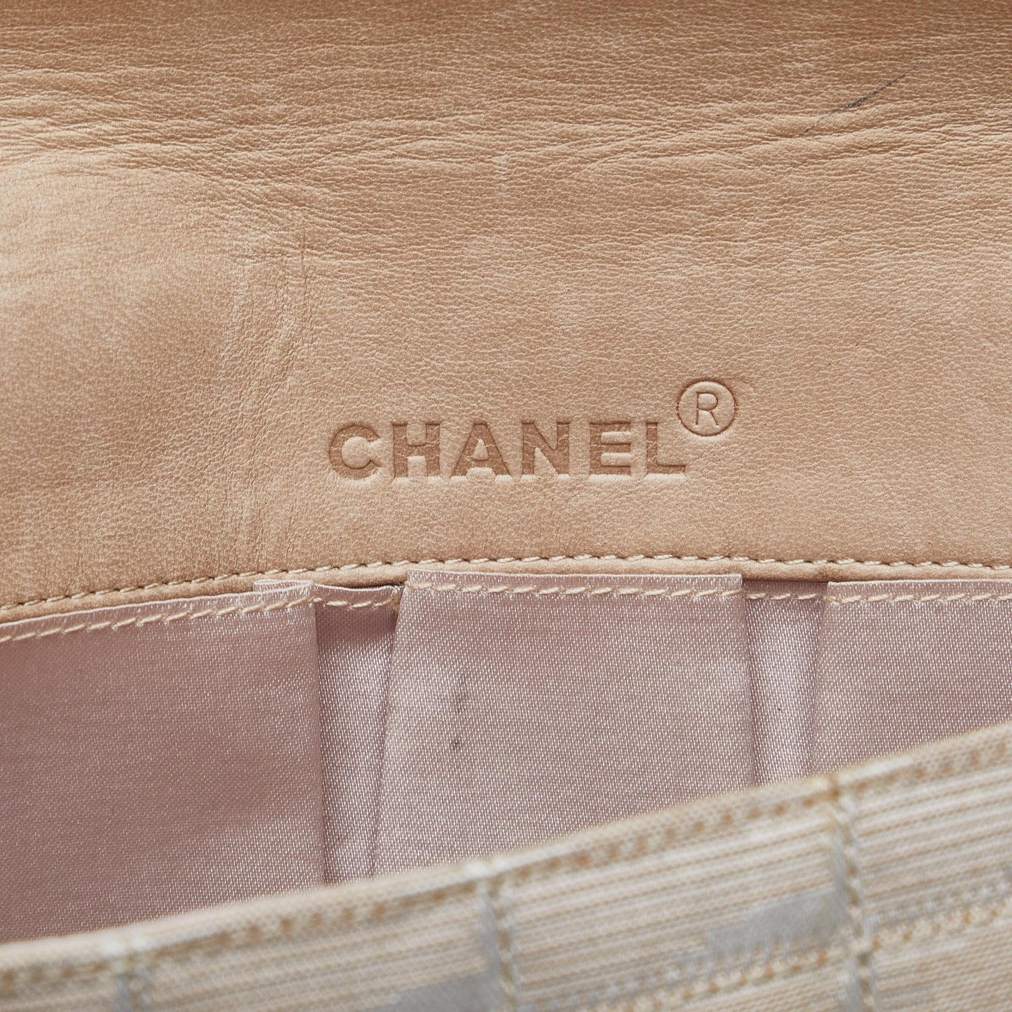 Chanel New Travel Line East West Flap (SHG-6mVQOj)
