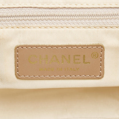 Chanel New Travel Line Handbag (SHG-37983)