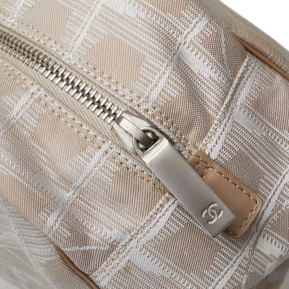 Chanel New Travel Line Handbag (SHG-thWTlc)