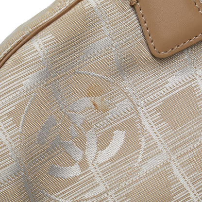 Chanel New Travel Line Handbag (SHG-vyY39u)
