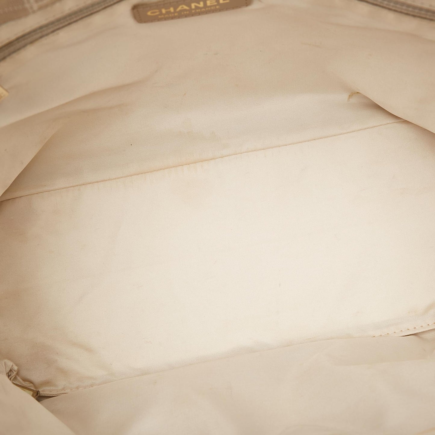 Chanel New Travel Line Nylon Handbag (SHG-29082)
