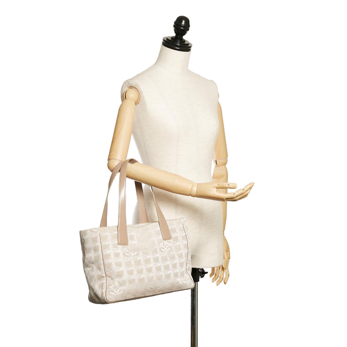 Chanel New Travel Line Nylon Handbag (SHG-29082)