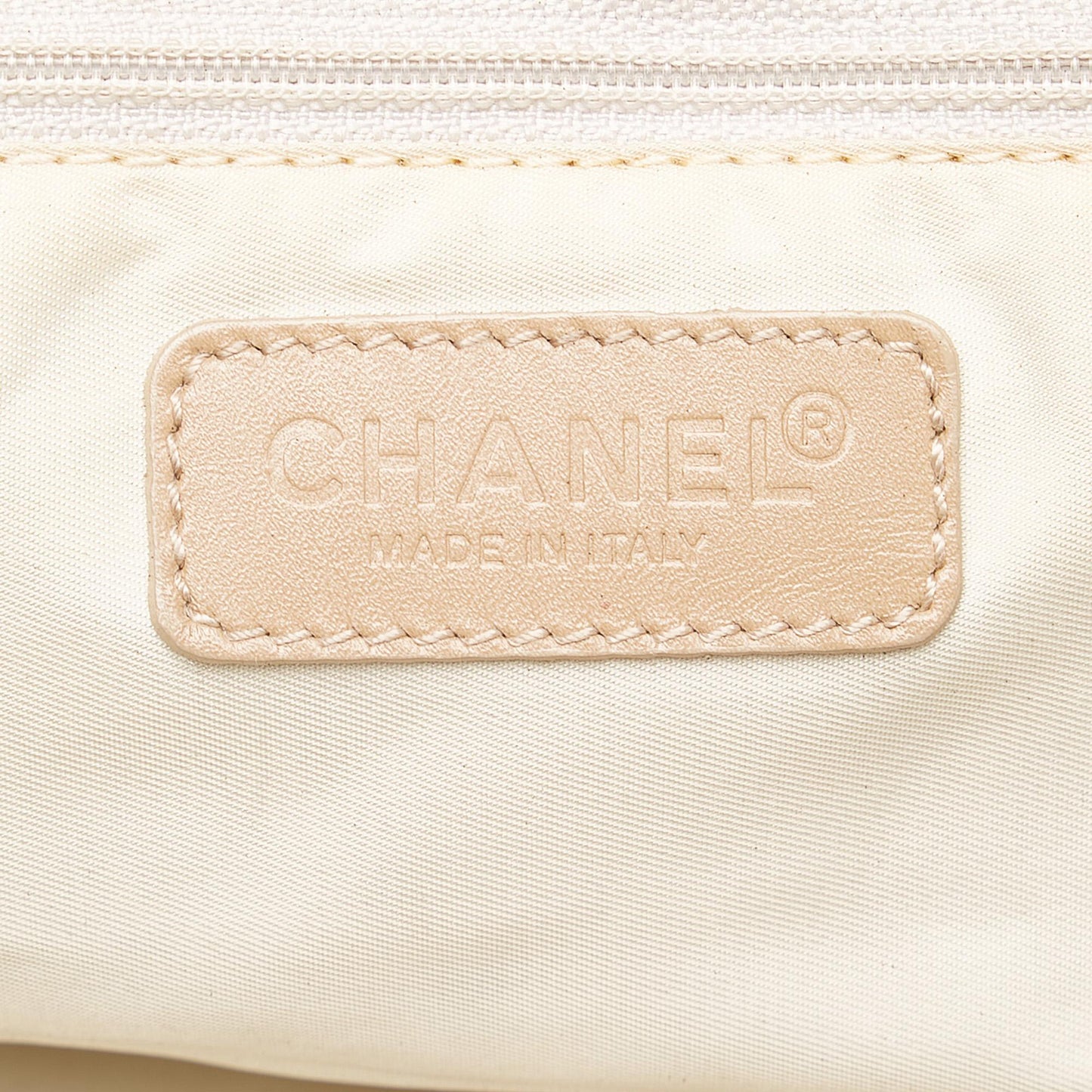 Chanel New Travel Line Nylon Handbag (SHG-31358)