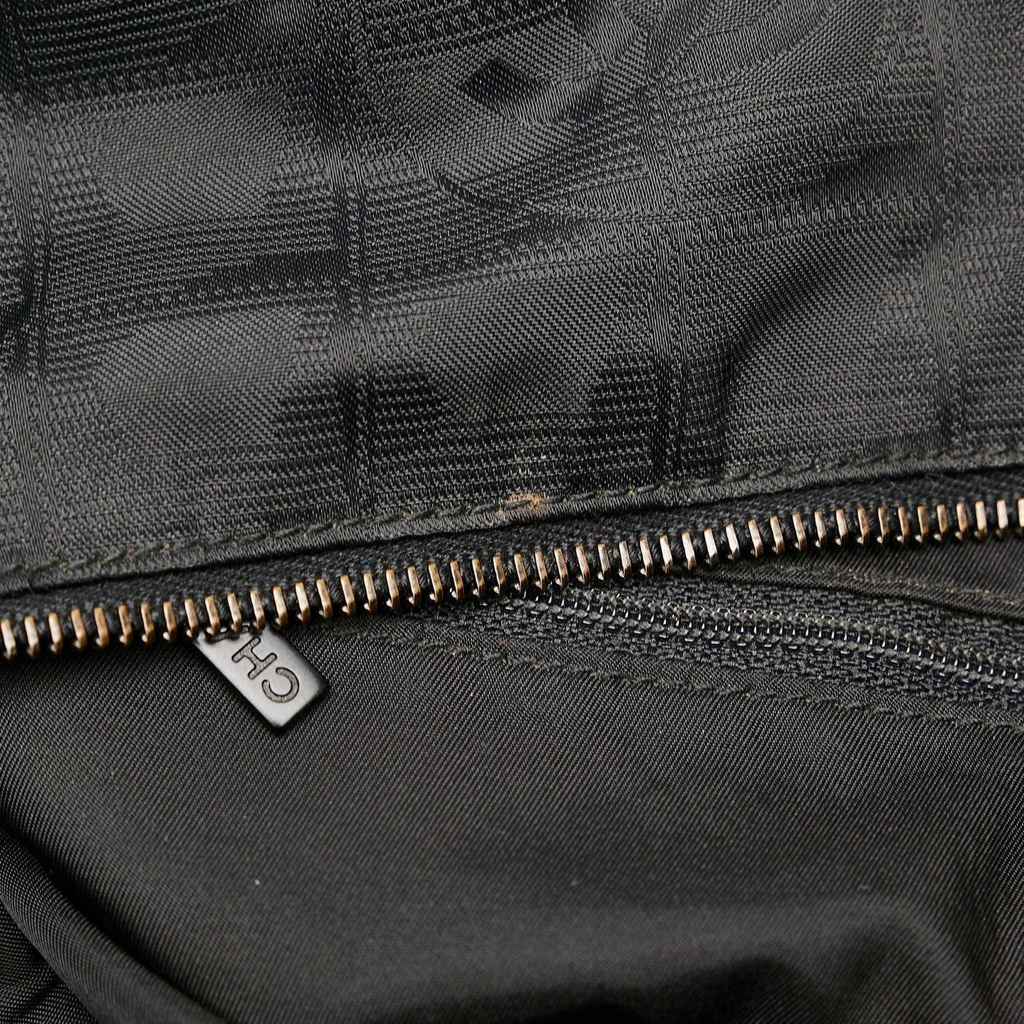 Chanel New Travel Line Tote (SHG-Po5MMk)