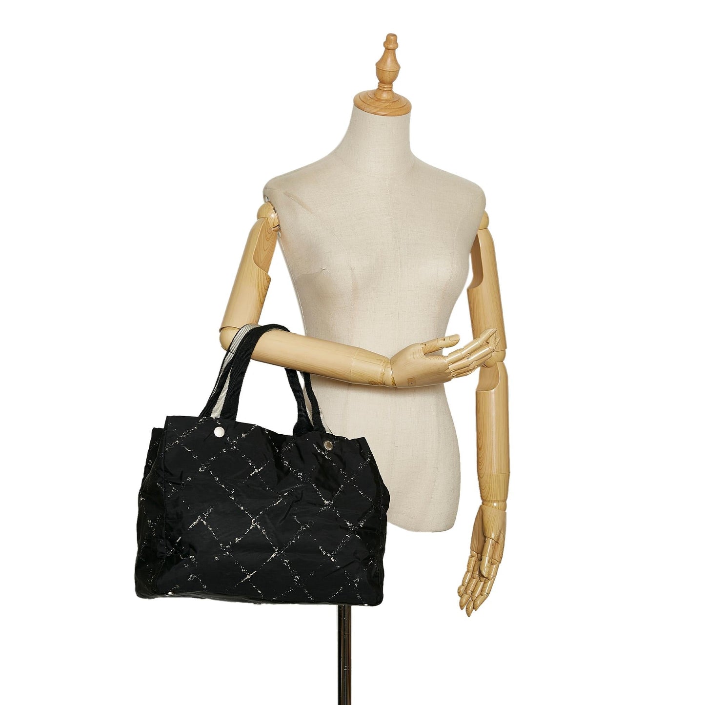 Chanel Old Travel Line Tote (SHG-4IhBry)