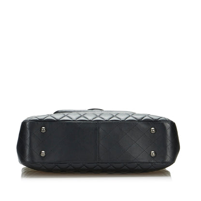 Chanel Paris-Edinburgh Flap Shoulder Bag (SHG-vjs7uw)