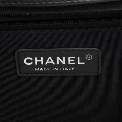 Chanel Patent Leather Chevron New Medium Boy Bag (SHF-jPhBdY)