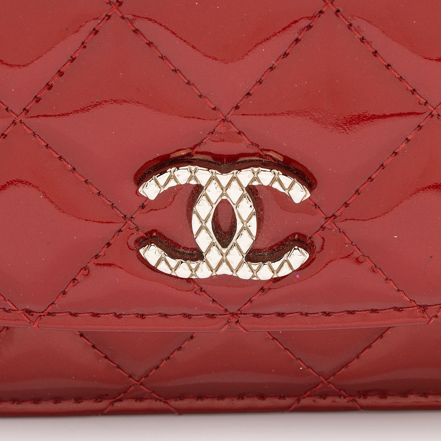 Chanel Patent Leather Classic Wallet on Chain Bag (SHF-kZcSTK)