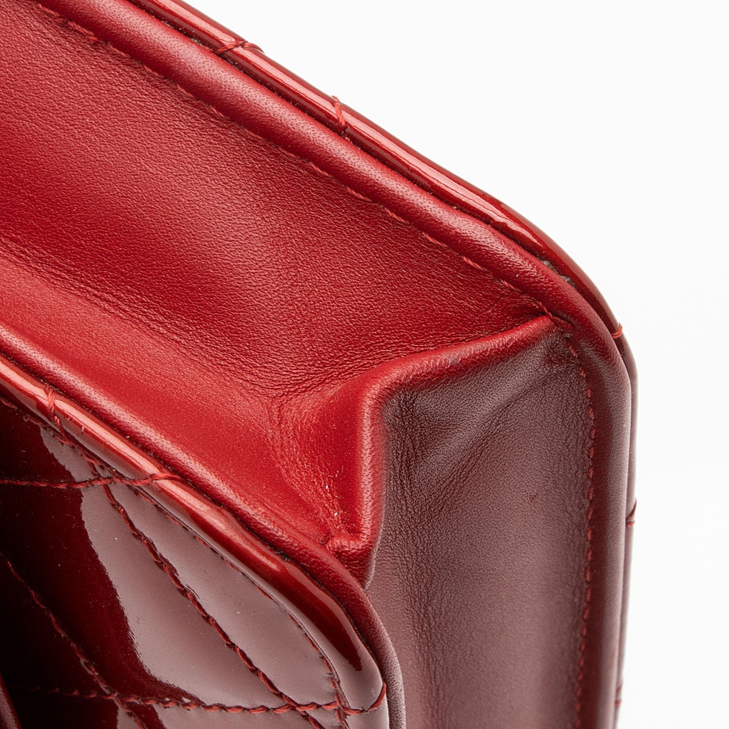 Chanel Patent Leather Classic Wallet on Chain Bag (SHF-kZcSTK)