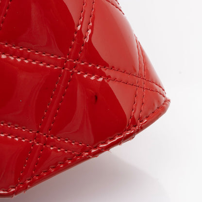 Chanel Patent Leather Diamond Stitch Flap Wallet (SHF-Ql4n4i)