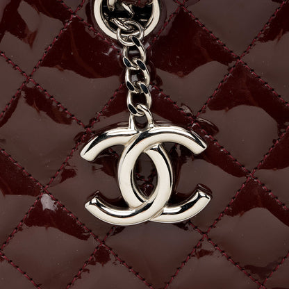 Chanel Patent Leather Just Mademoiselle Bowler Bag (SHF-HKPpy4)