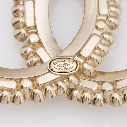 Chanel Pearl Crystal CC Brooch (SHF-fHOgJc)