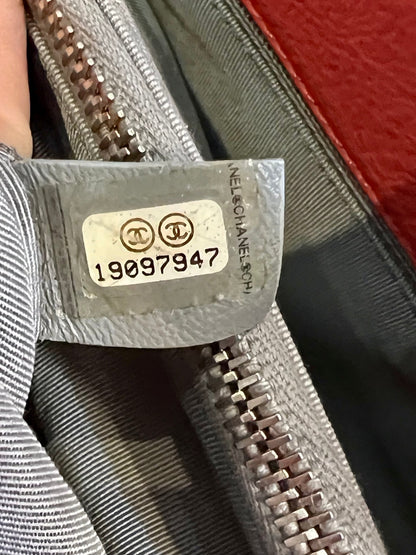 CHANEL PEBBLED LEATHER LARGE EXECUTIVE TOTE BAG WITH SHOULDER STRAP