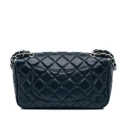 Chanel Perforated Classic Mini Rectangular Flap (SHG-NYfWbm)
