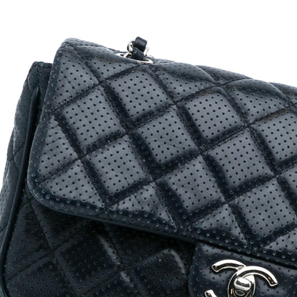 Chanel Perforated Classic Mini Rectangular Flap (SHG-NYfWbm)