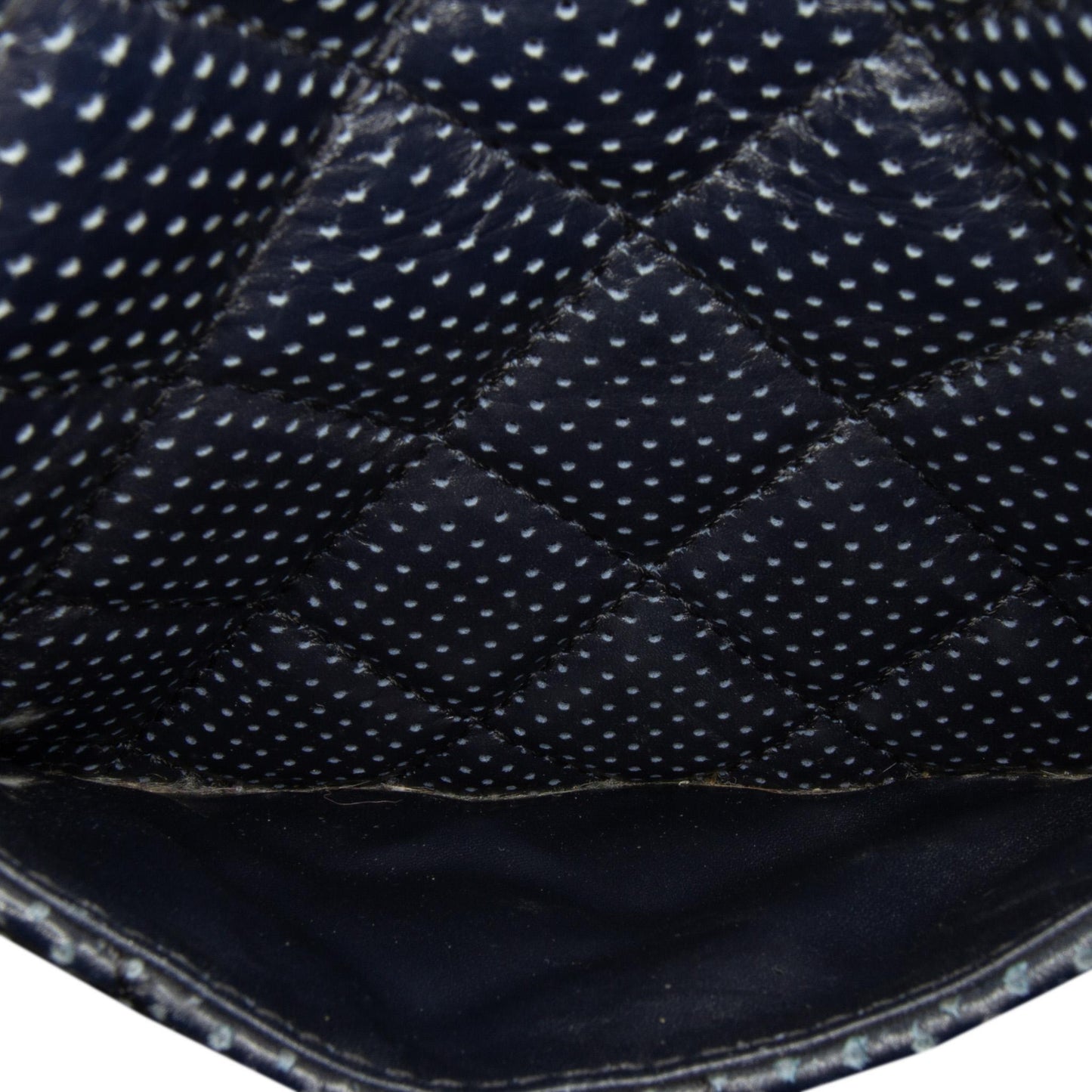 Chanel Perforated Classic Mini Rectangular Flap (SHG-NYfWbm)