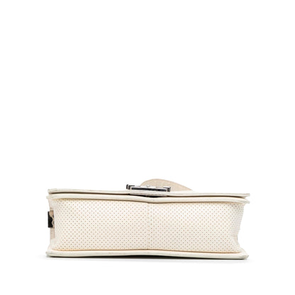 Chanel Perforated Lambskin Boy Flap (SHG-j0q4NI)