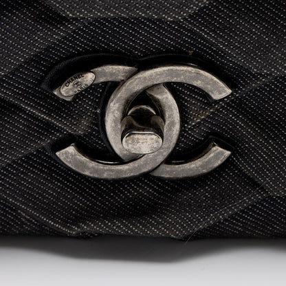 Chanel Pleated Denim Turtle Flap Bag (SHF-2bTG49)
