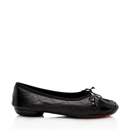 Chanel Quilted Leather Cambon Ballet Flats - Size 7 / 37 (SHF-18122)