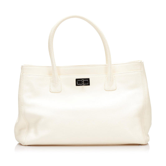 Chanel Reissue Cerf Tote (SHG-35530)