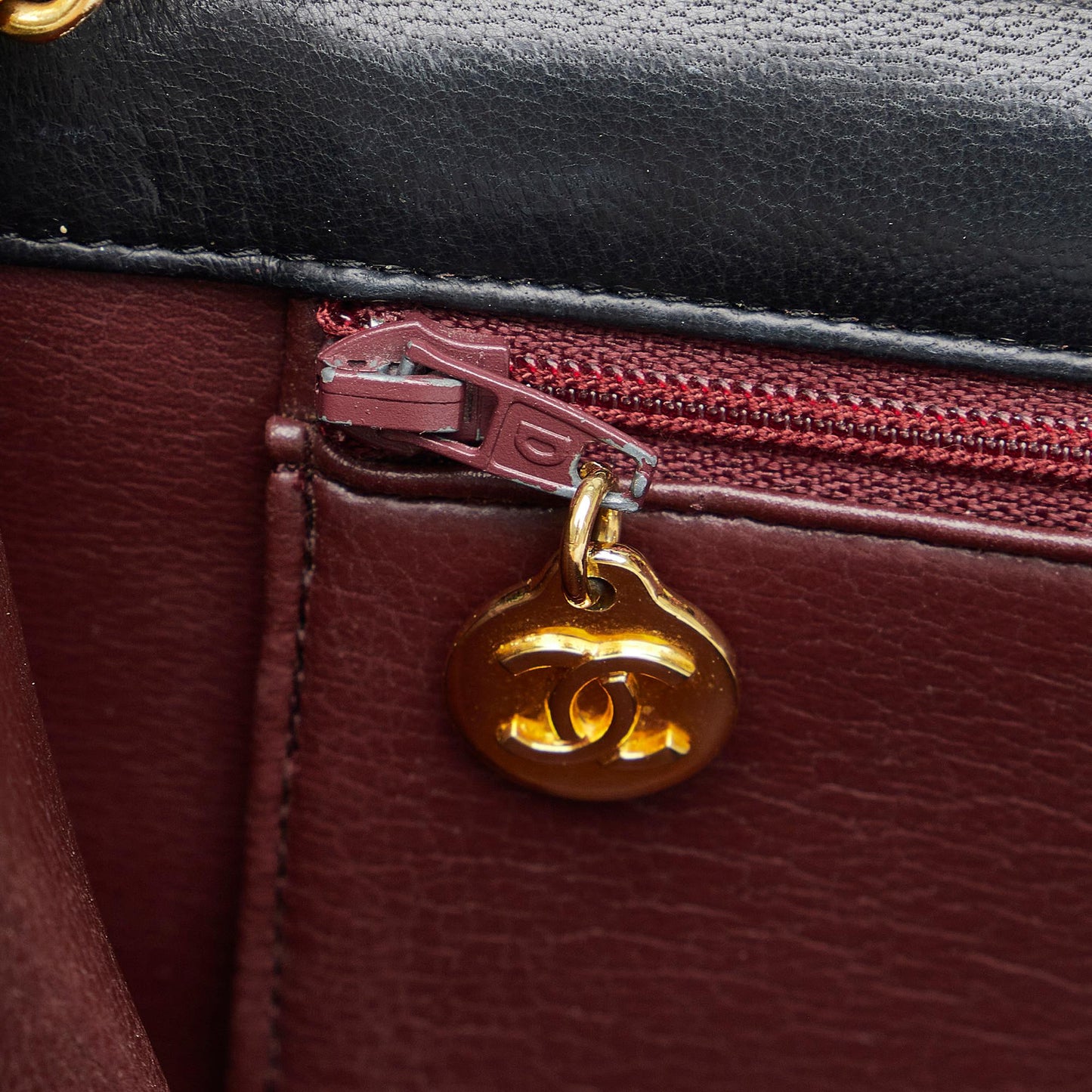 Chanel Small CC Quilted Full Flap Shoulder Bag (SHG-nZYrZm)