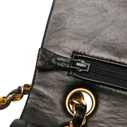 Chanel Small Classic Lambskin Double Flap Bag (SHG-JyubY0)