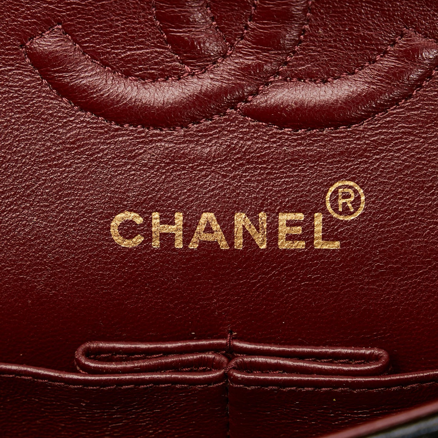 Chanel Small Classic Lambskin Double Flap Bag (SHG-JyubY0)