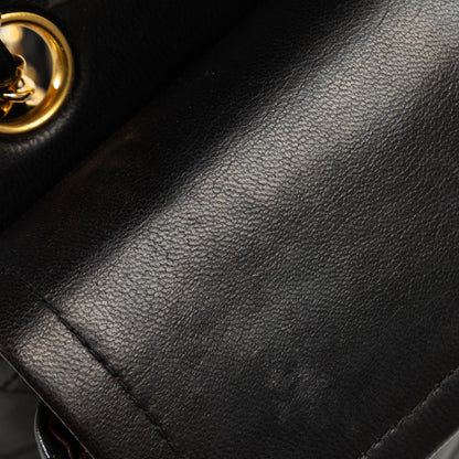 Chanel Small Classic Lambskin Double Flap Bag (SHG-U4aUjJ)