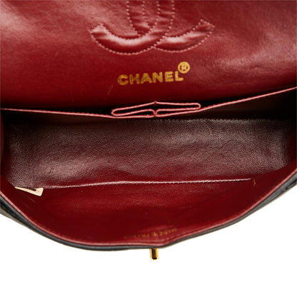 Chanel Small Classic Lambskin Double Flap (SHG-Bfeqyq)