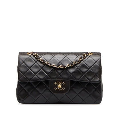 Chanel Small Classic Lambskin Double Flap (SHG-XyrSNo)