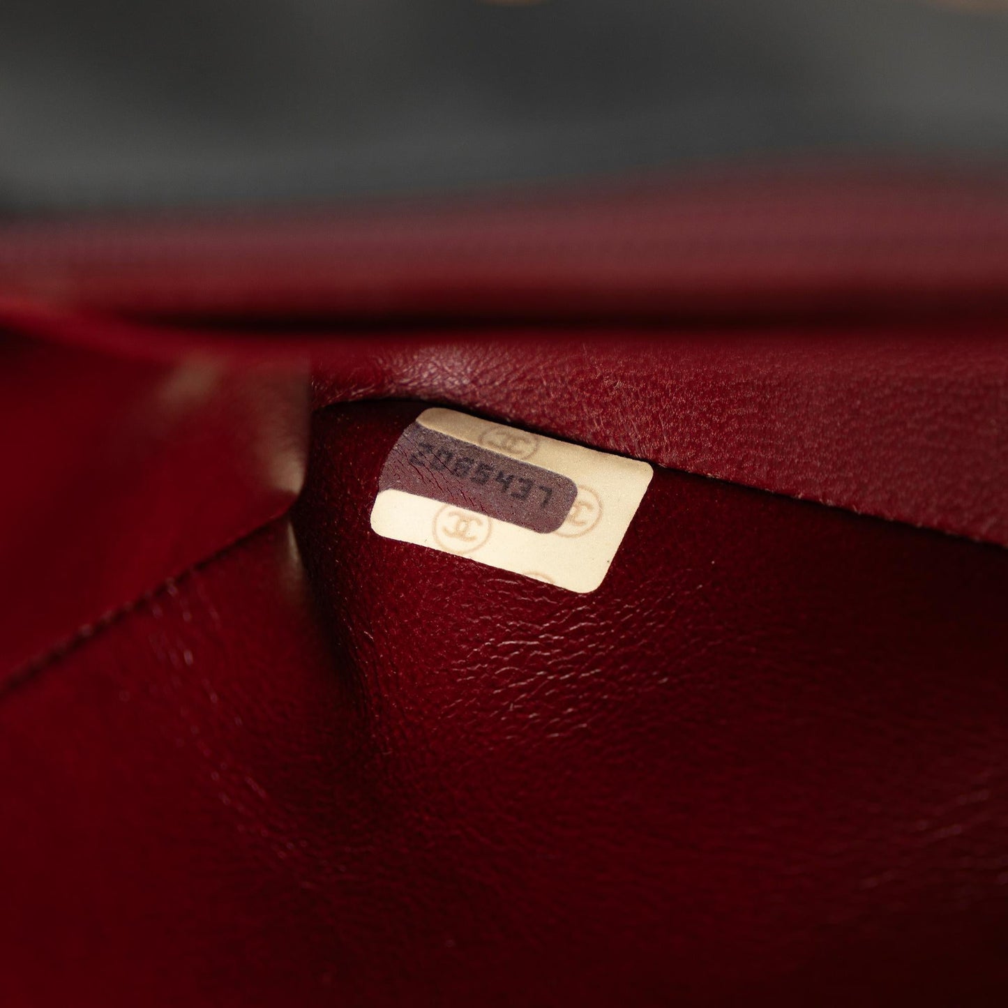 Chanel Small Lambskin Diana (SHG-eN7gJW)