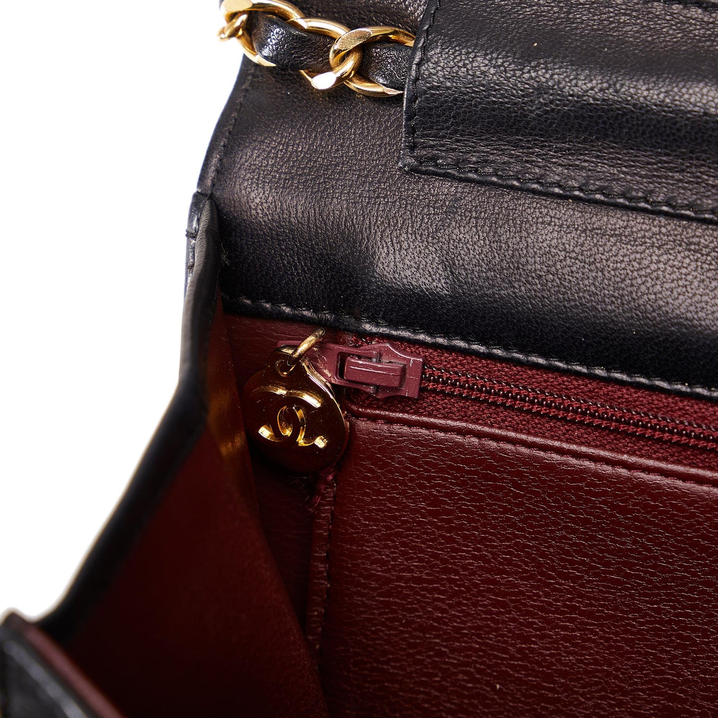 Chanel Small Matelasse Lambskin Chain Shoulder Bag (SHG-t9i4S0)