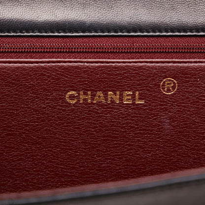 Chanel Small Matelasse Lambskin Chain Shoulder Bag (SHG-t9i4S0)