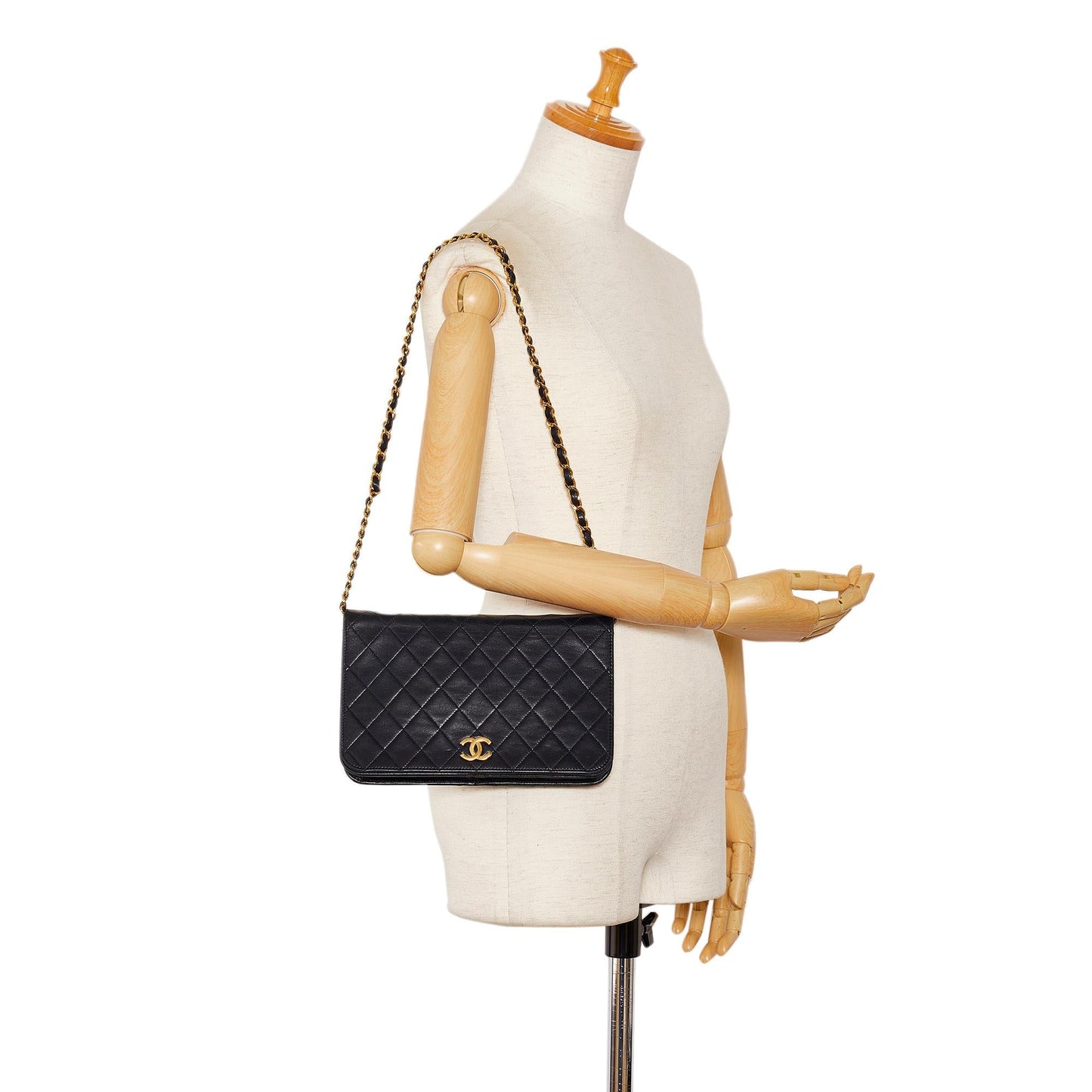 Chanel Small Matelasse Lambskin Chain Shoulder Bag (SHG-t9i4S0)