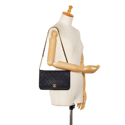 Chanel Small Matelasse Lambskin Chain Shoulder Bag (SHG-t9i4S0)