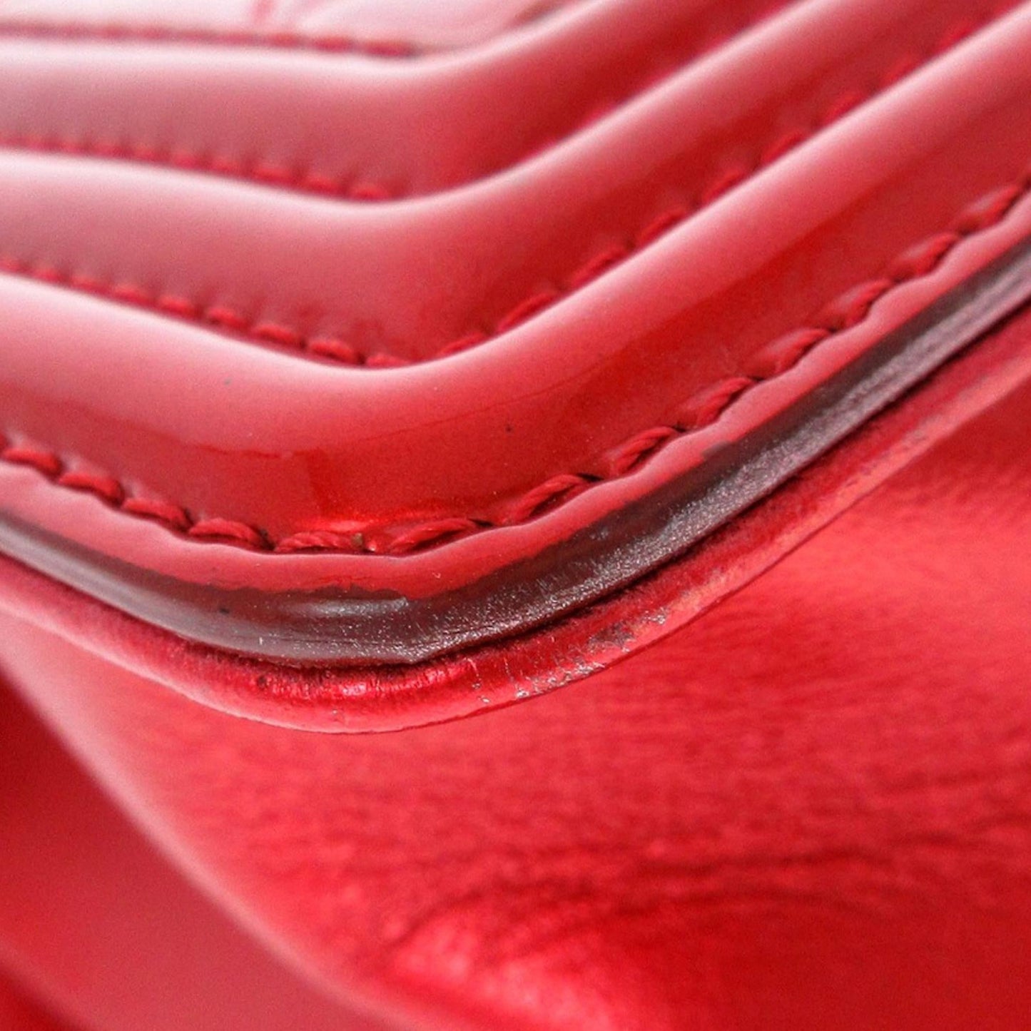 Chanel Small Patent Boy Flap Bag (SHG-4bgLtP)