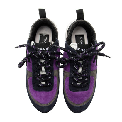 Chanel Suede CC Sneakers - Size 6 / 36 (SHF-TsEtus)