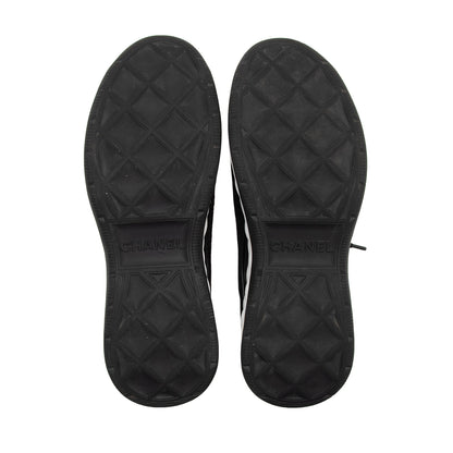 Chanel Suede Mesh CC Cap Toe Sneakers - Size 10.5 / 40.5 (SHF-ASezZ0)