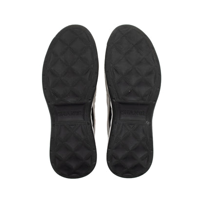 Chanel Suede Mesh CC Cap Toe Sneakers - Size 10.5 / 40.5 (SHF-4um2RH)