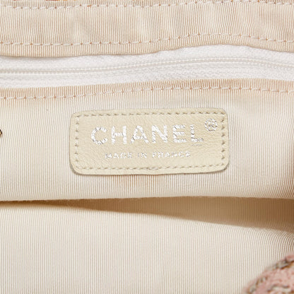 Chanel Tweed Boucle Knitting Handbag (SHG-pvDzjY)