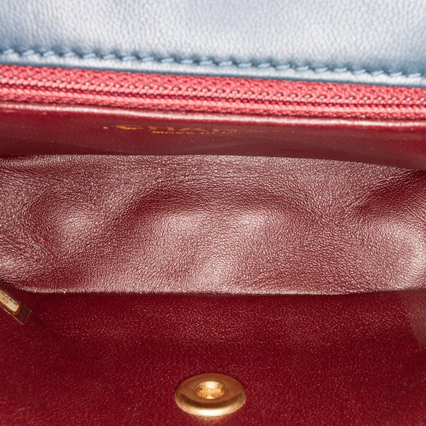Chanel Two-Tone Day Flap Bag (SHG-Qdyuoq)