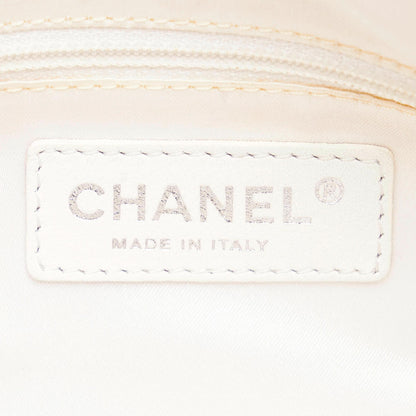 Chanel Ultimate Soft Sombrero Leather Handbag (SHG-33492)