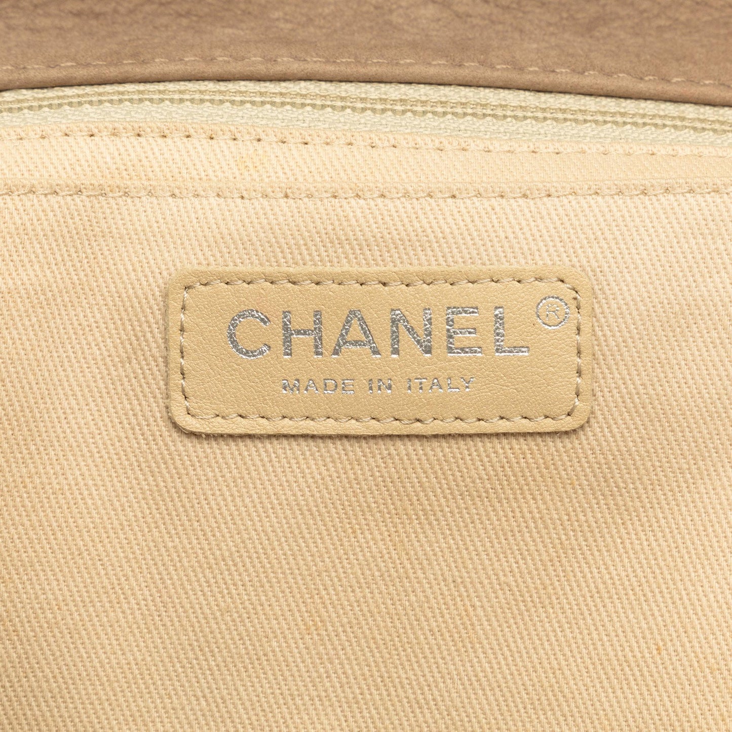 Chanel Ultimate Stitch Accordion Shoulder Bag (SHG-78qquf)