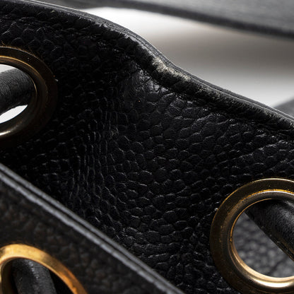 Chanel Vintage Caviar Leather Drawstring Shoulder Bag (SHF-21297)