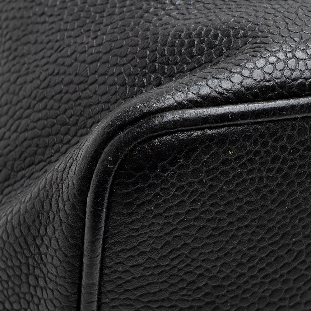 Chanel Vintage Caviar Leather Drawstring Shoulder Bag (SHF-21297)