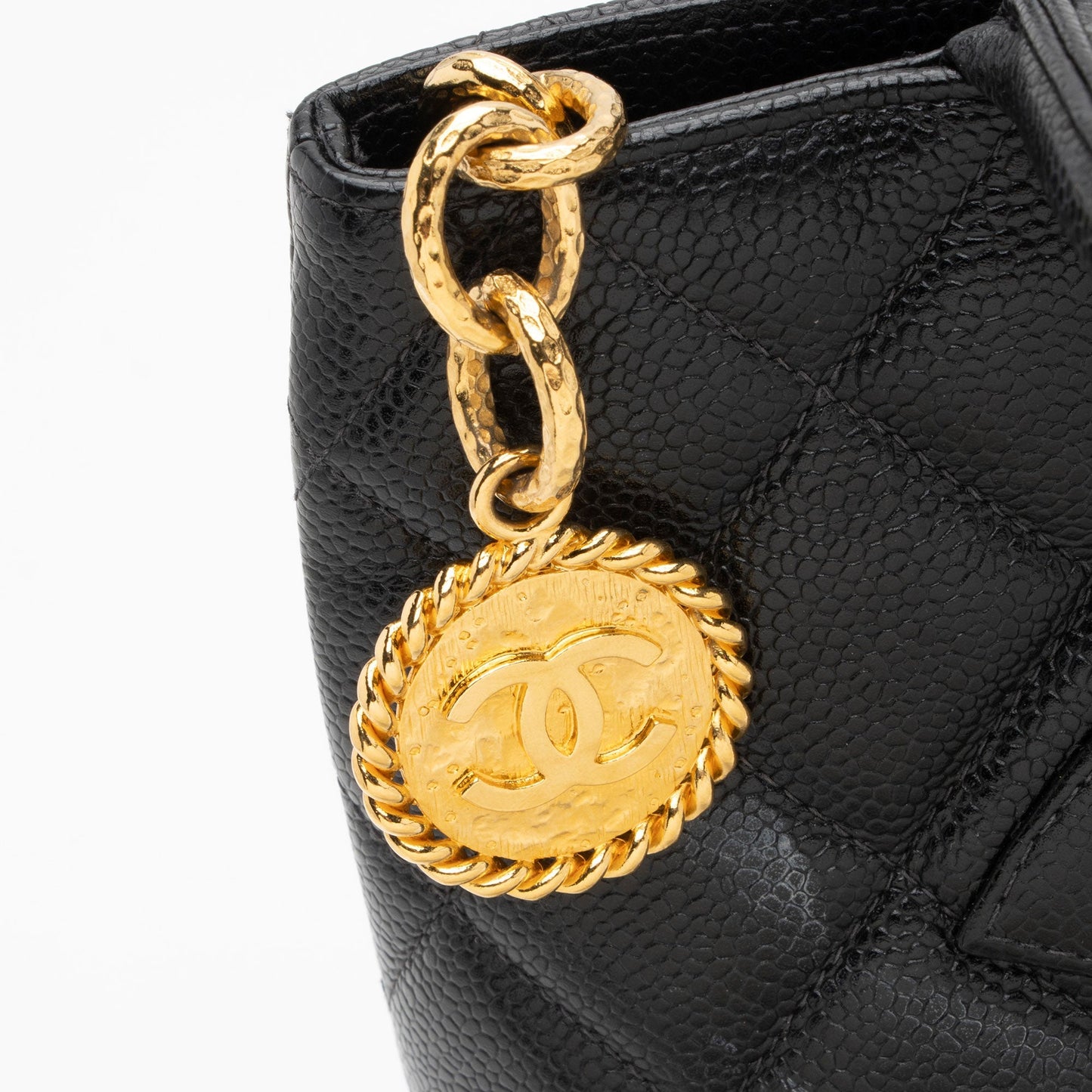 Chanel Vintage Caviar Leather Medallion Tote (SHF-1e1Co0)