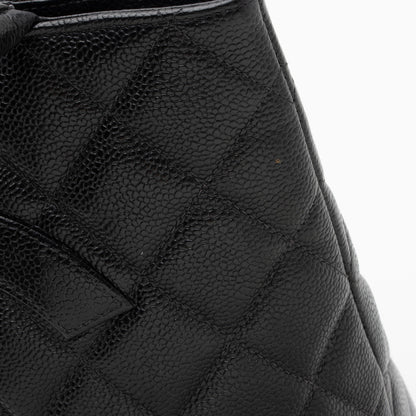 Chanel Vintage Caviar Leather Medallion Tote (SHF-1e1Co0)