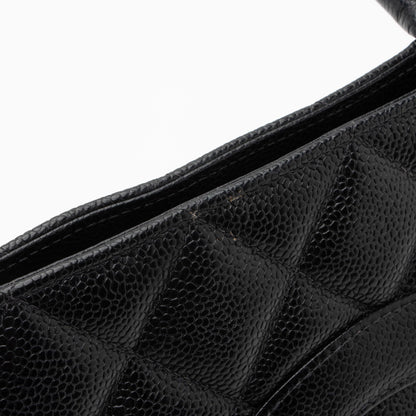 Chanel Vintage Caviar Leather Medallion Tote (SHF-1e1Co0)
